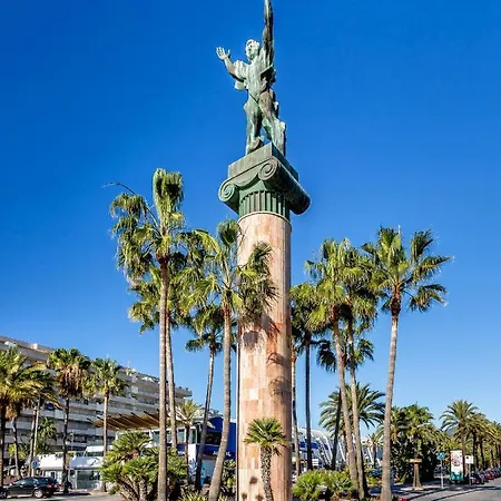 Front Line Penthouse Puerto Banus With Sea Views Lejlighed Marbella