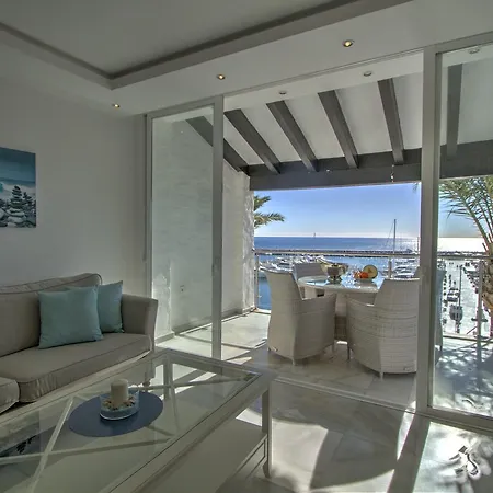 Front Line Penthouse Puerto Banus With Sea Views * Marbella