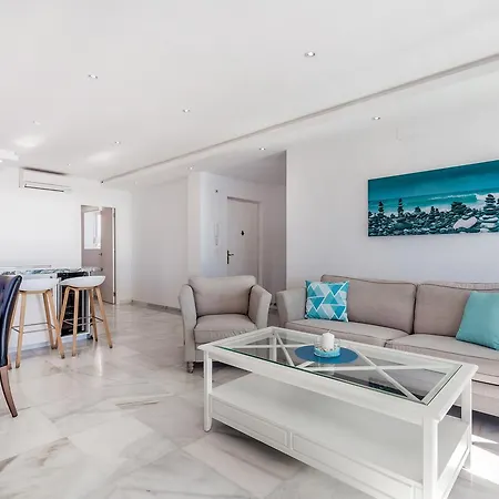 Lejlighed Front Line Penthouse Puerto Banus With Sea Views