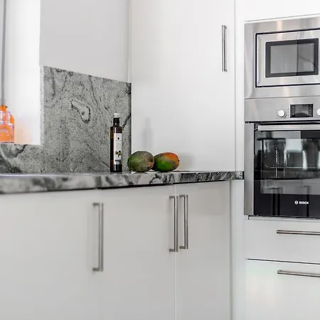 Front Line Penthouse Puerto Banus With Sea Views * Marbella